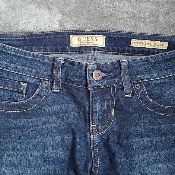 Guess jeans - Picture 3 of 3